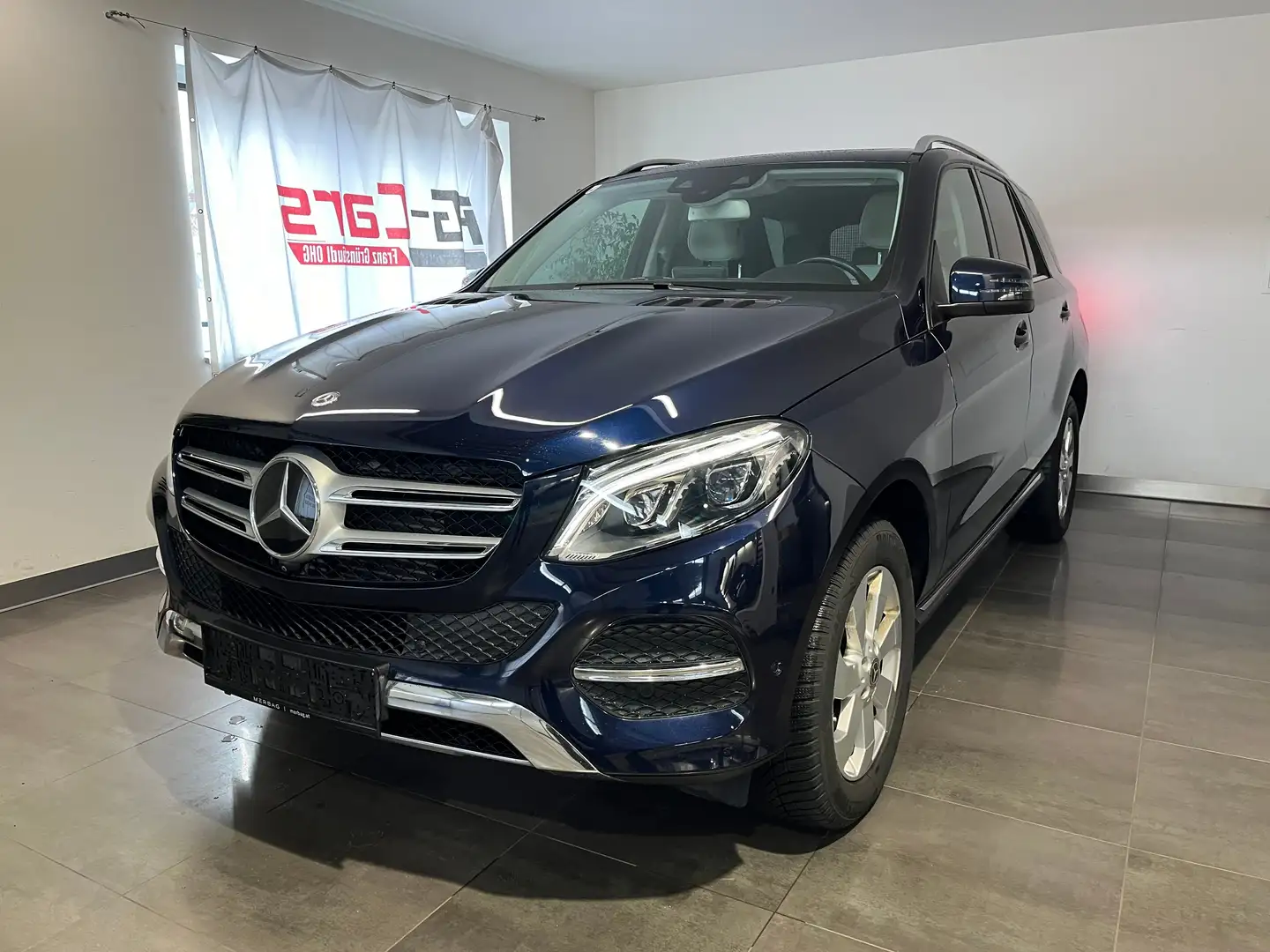 Mercedes-Benz GLE 350 GLE 350 d 4Matic AHK HARMANKARDON LED Blau - 2