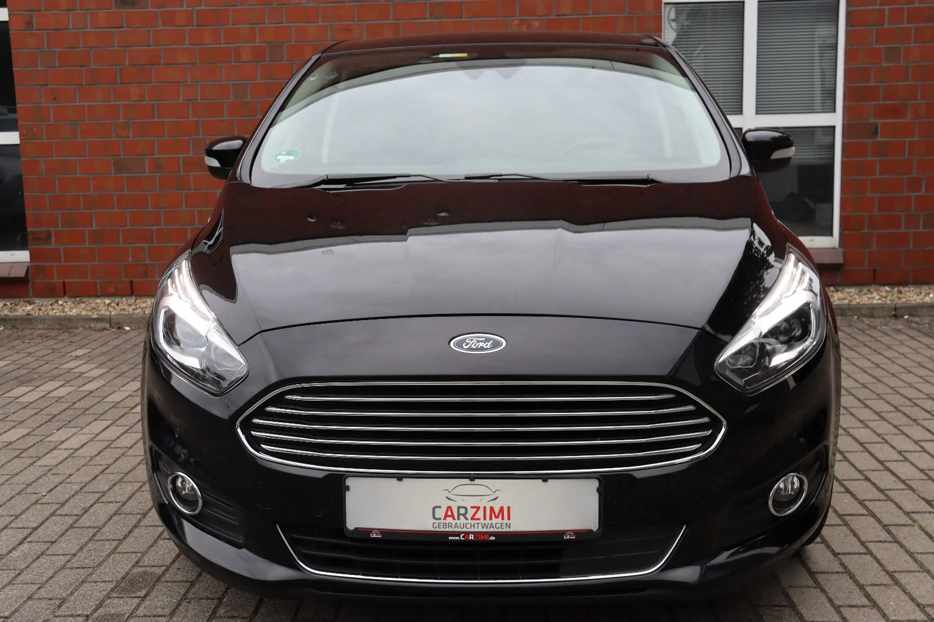 Ford S-Max 2.0 TDCi Titanium Aut. LED Navi 7-Sitzer — photo 3