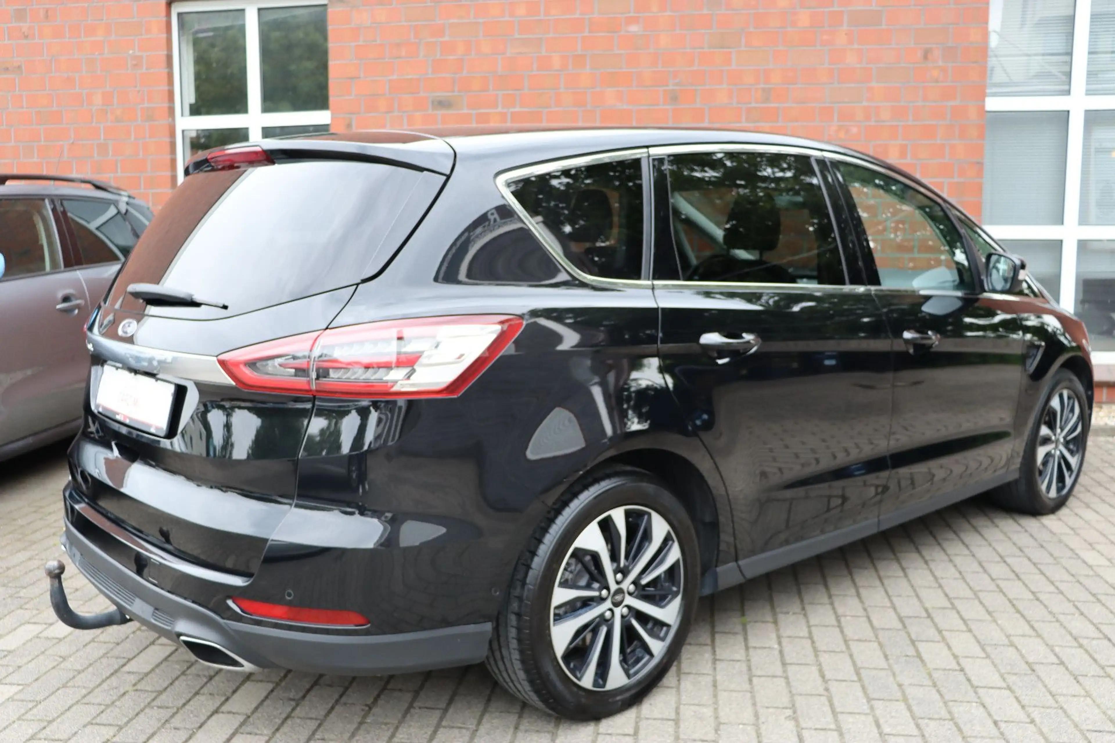 Ford S-Max 2.0 TDCi Titanium Aut. LED Navi 7-Sitzer — photo 6