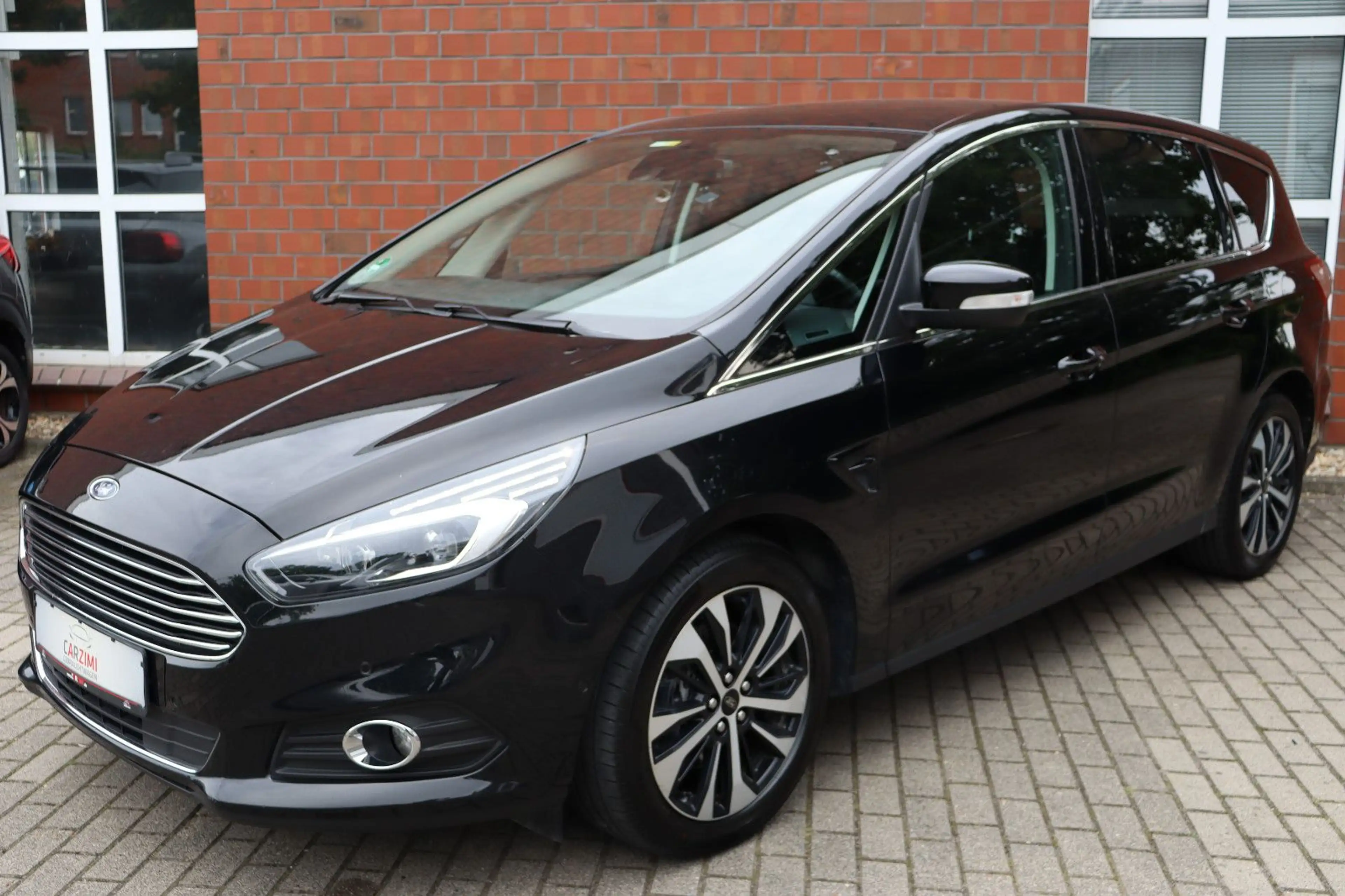 Ford S-Max 2.0 TDCi Titanium Aut. LED Navi 7-Sitzer — photo 2