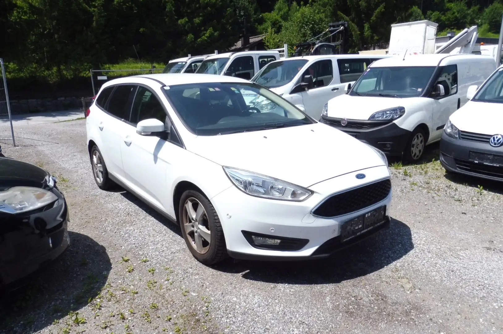 Ford Focus Turnier Trend-Navi Blanc - 1