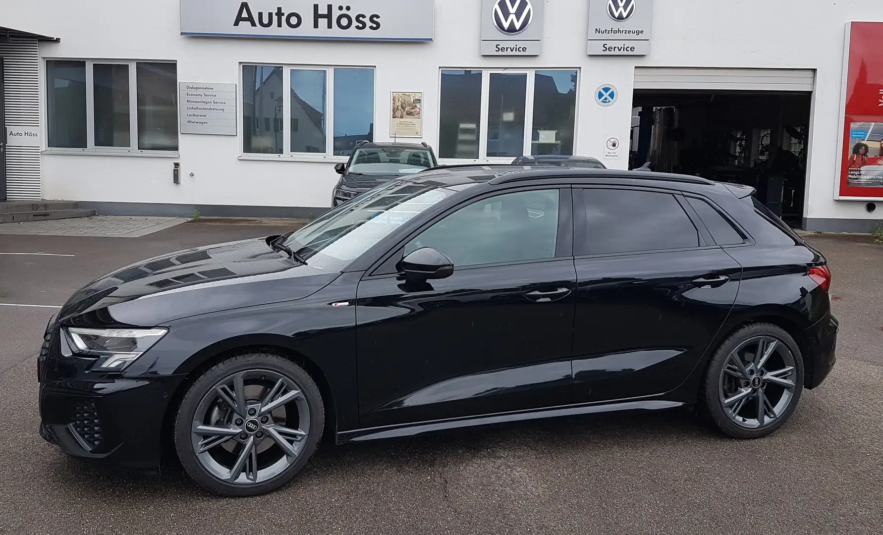 Audi A3 35 TFSI S line*LED*SHZ*KAM*PDC*NAVI*ACC*DSG*INTERF Noir - 1