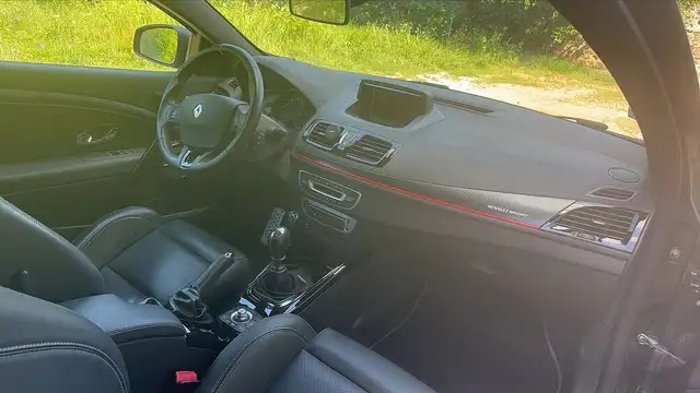 Renault Megane view 10