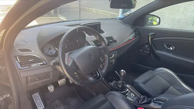 Renault Megane view 8