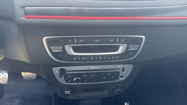 Renault Megane view 13