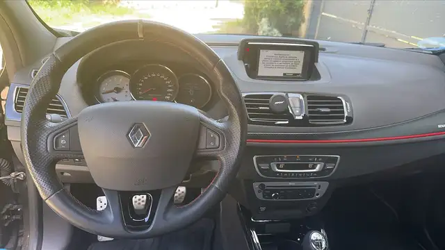 Renault Megane view 11