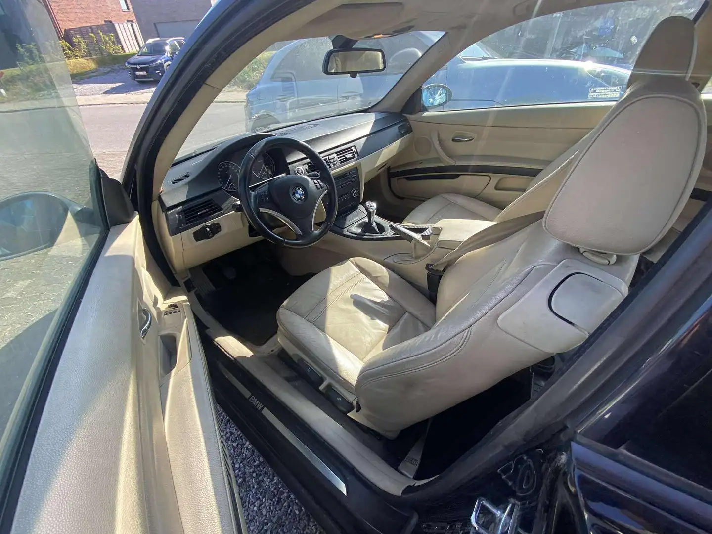 BMW 320 Coupé d Full / PROBLEME injecteur Zwart - 2