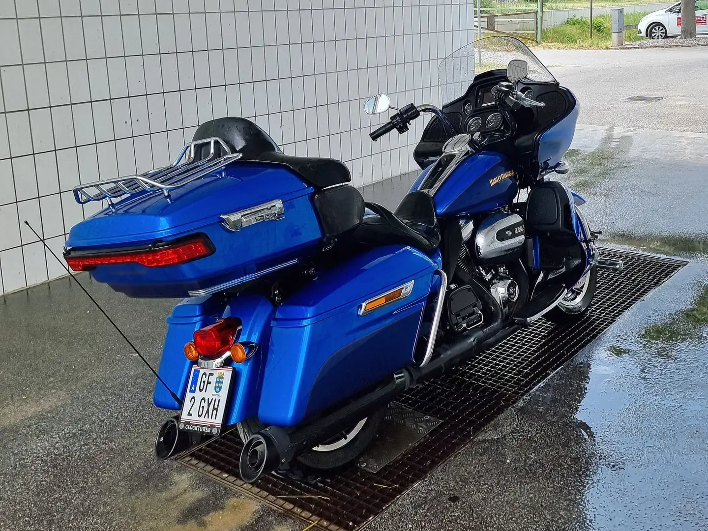 Harley-Davidson Road Glide ultra Bleu - 2