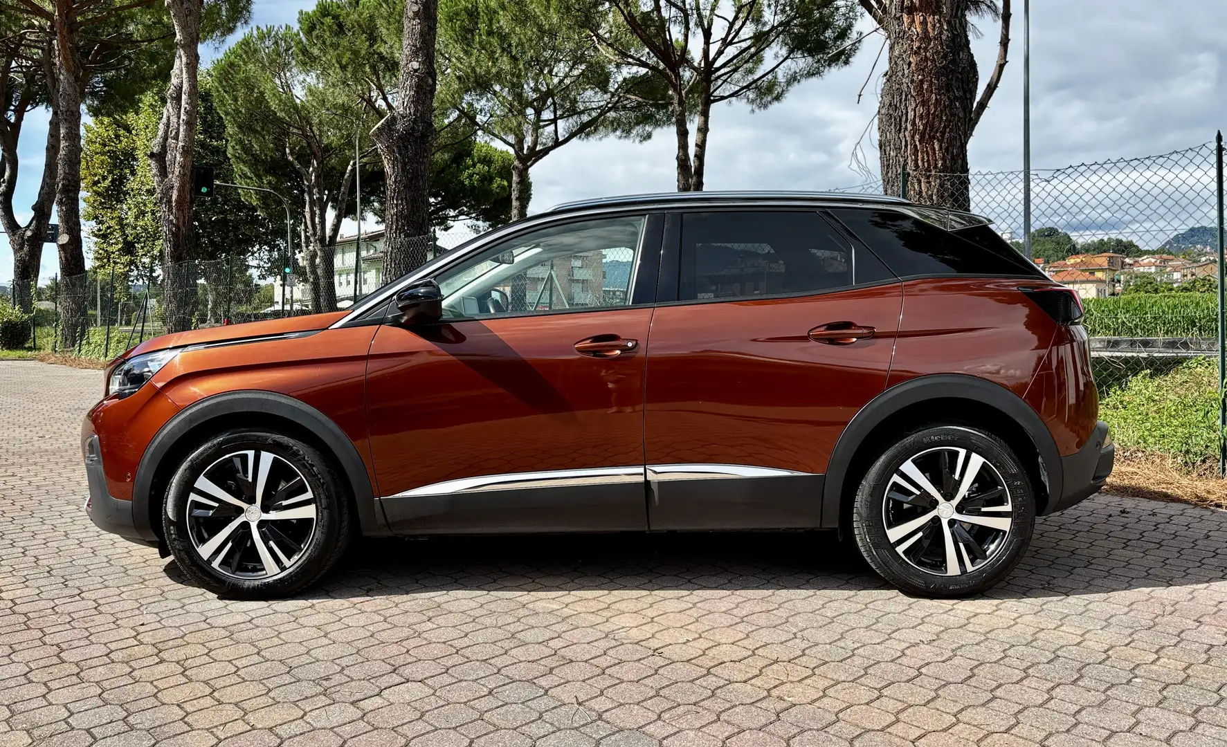 Peugeot 3008 3008 1.5 bluehdi Allure s Brun - 2