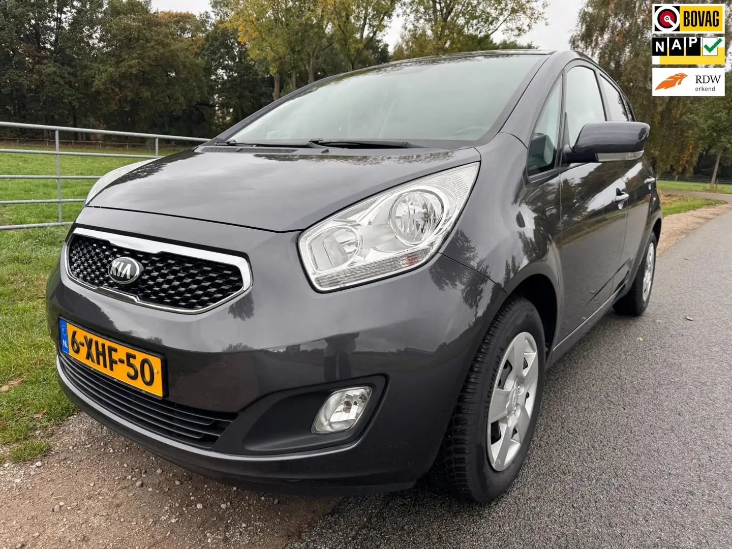 Kia Venga 1.4 CVVT ExecutiveLine dealer ond. trekhaak Gris - 1