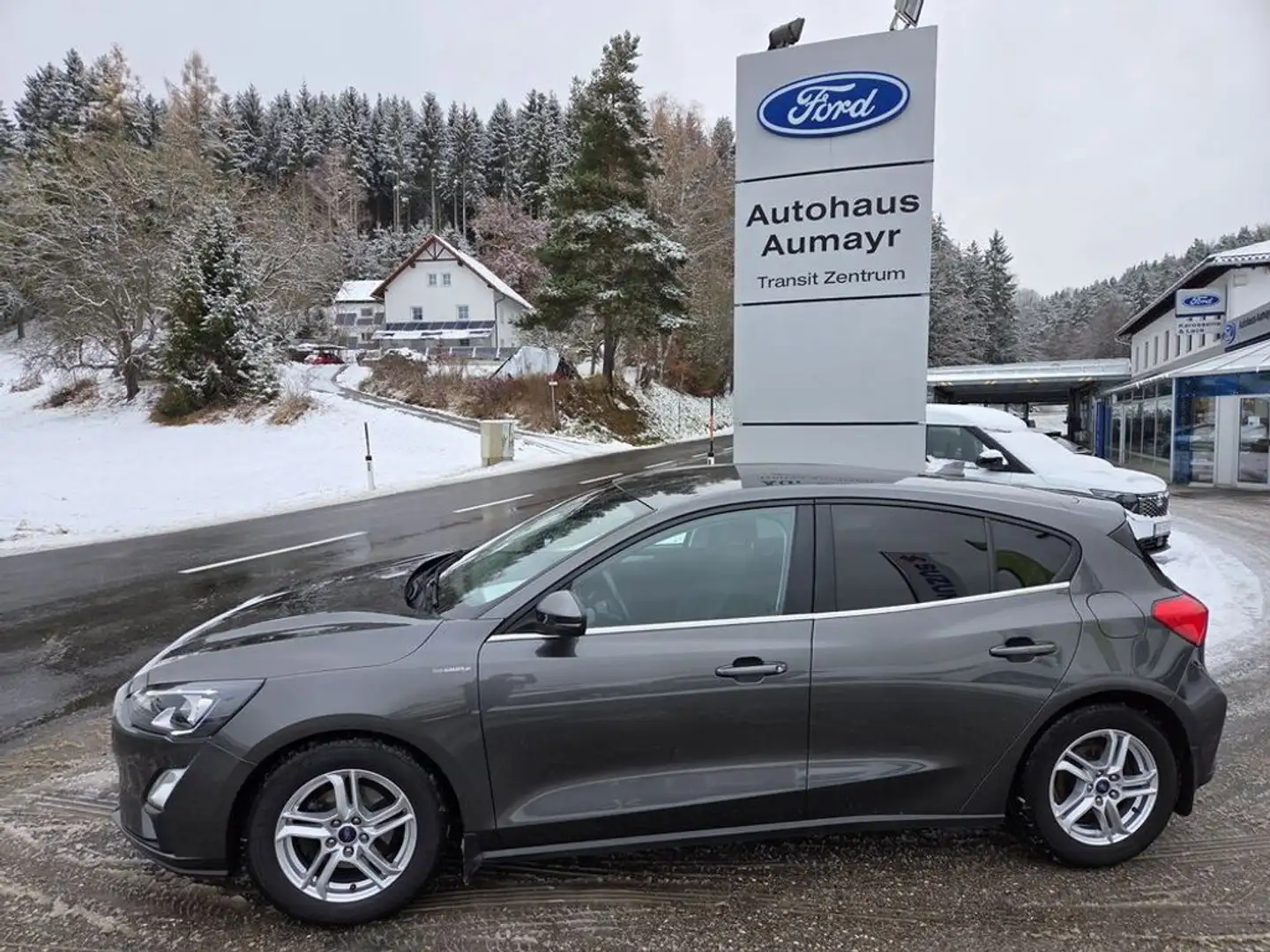 Ford Focus Cool&Connect Grau - 2