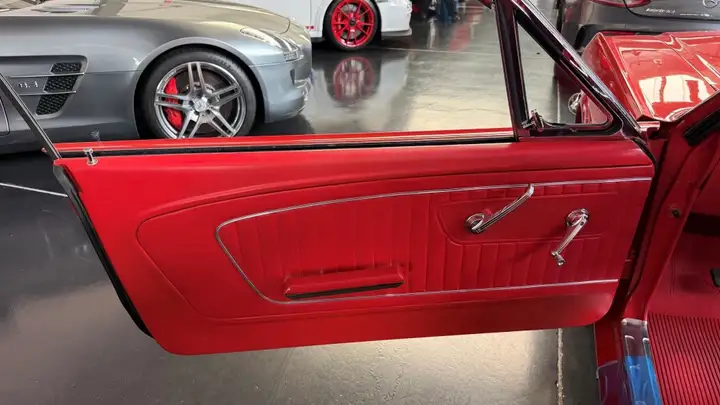 Ford Mustang 1965, foto 12