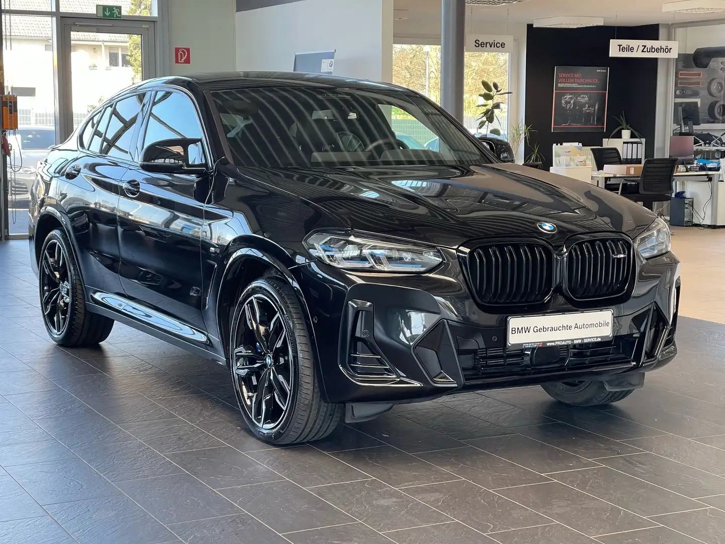 BMW X4 M40i LASER/HUD/PANO/AHK/Komf.Z/Dr.AssisPro/21" Schwarz - 2