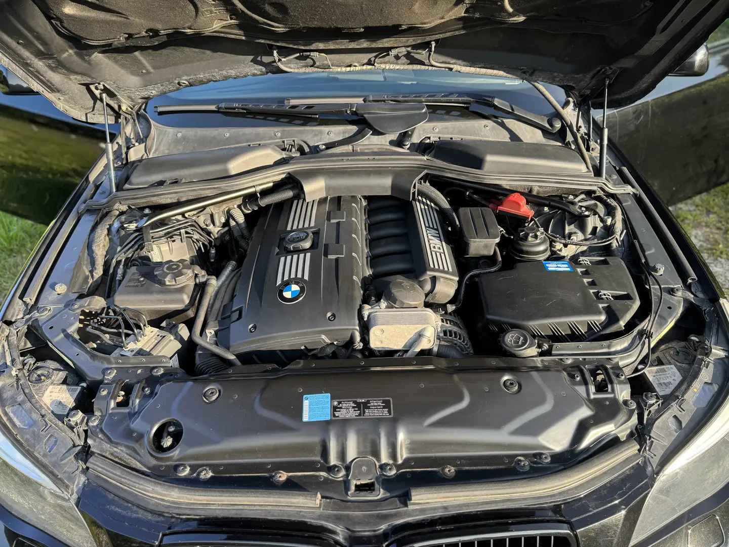 BMW 530 530i Schwarz - 2