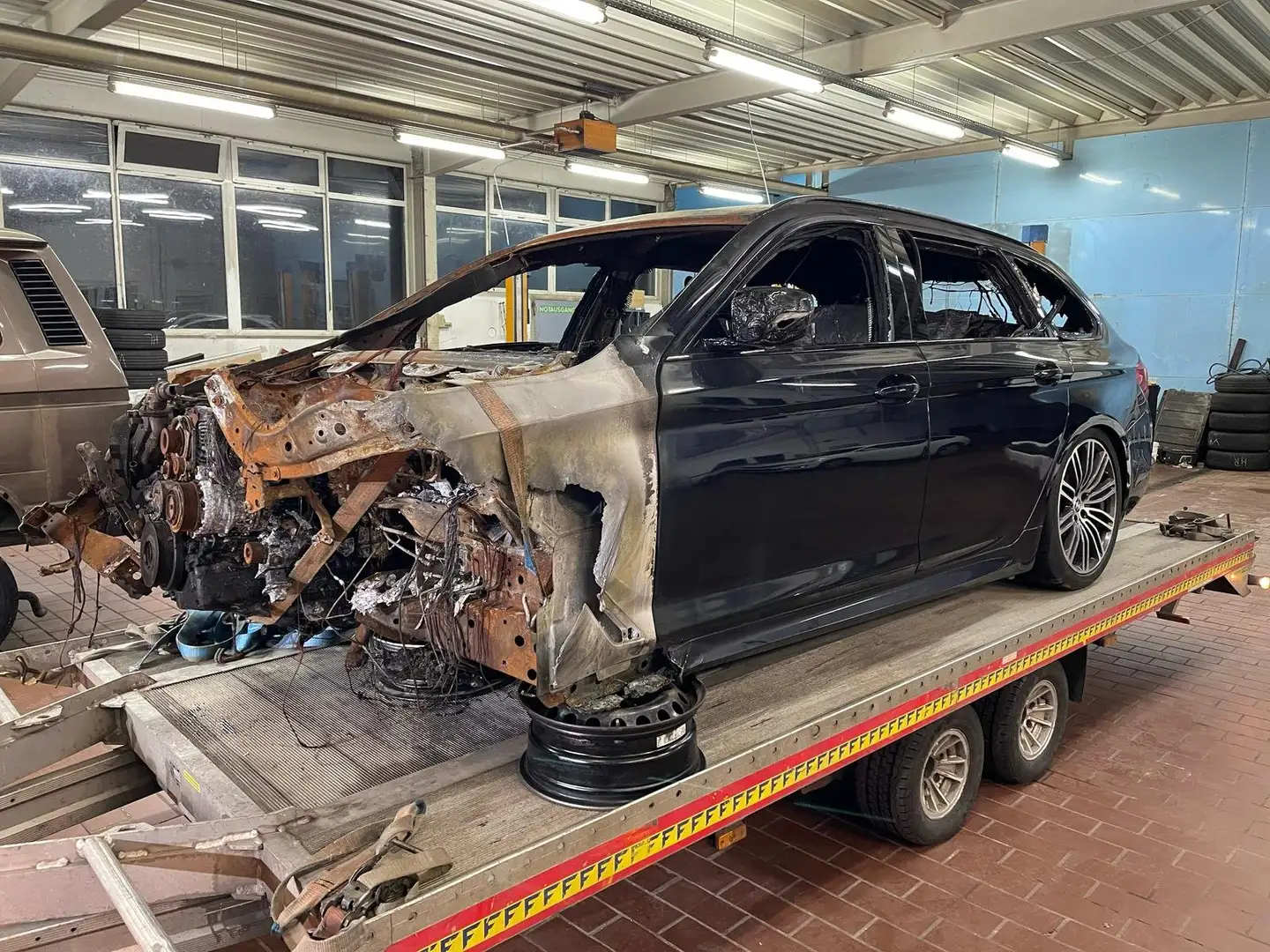 BMW 520 520 d Touring M Sport°Standort 55525 Heinsberg Noir - 1