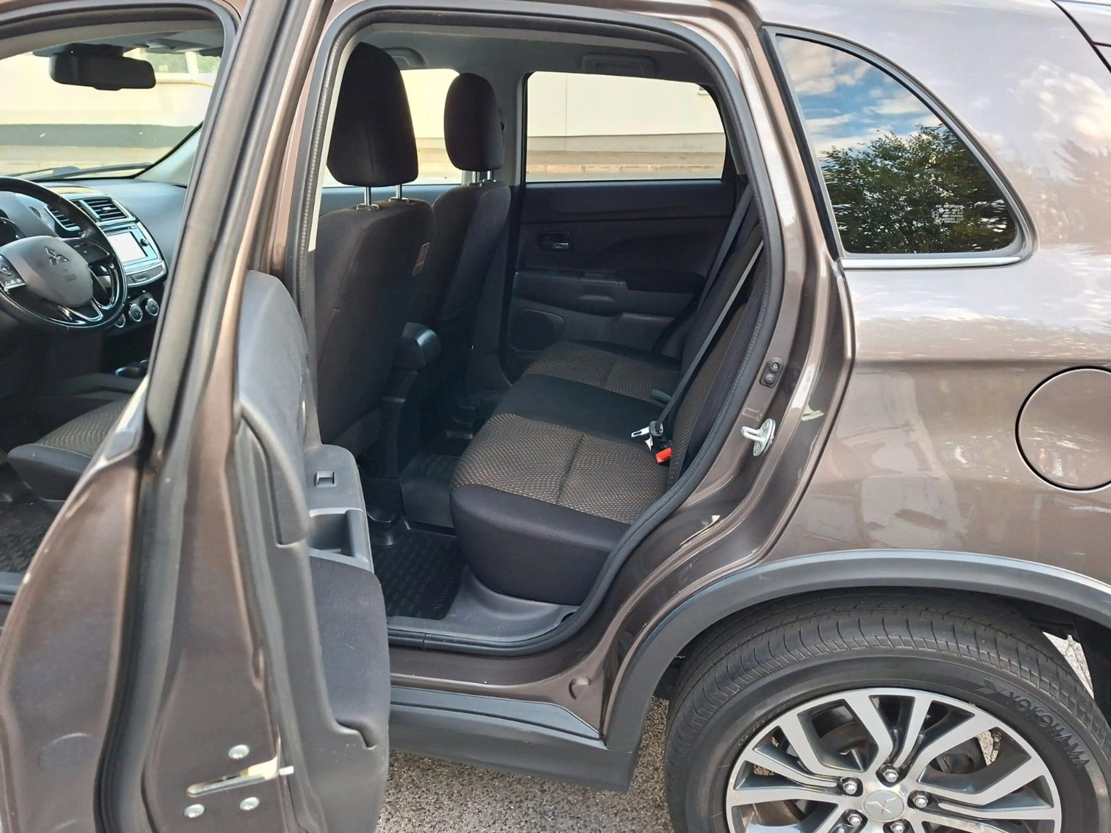 Mitsubishi ASX Diamant Edition 4WD — photo 6