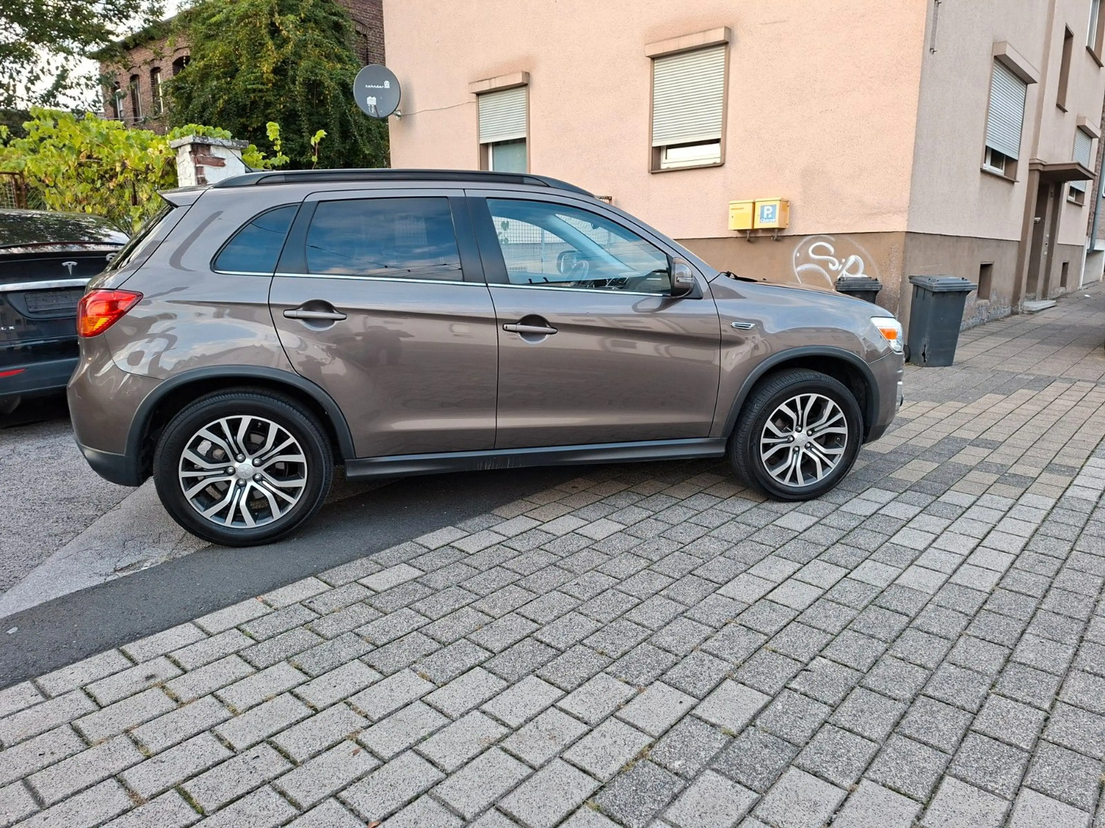 Mitsubishi ASX Diamant Edition 4WD — photo 4