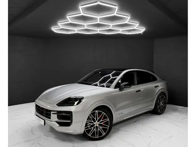 Porsche Cayenne GTS Coupe / ACC / Head-UP / SoftClose / 360° / BOS