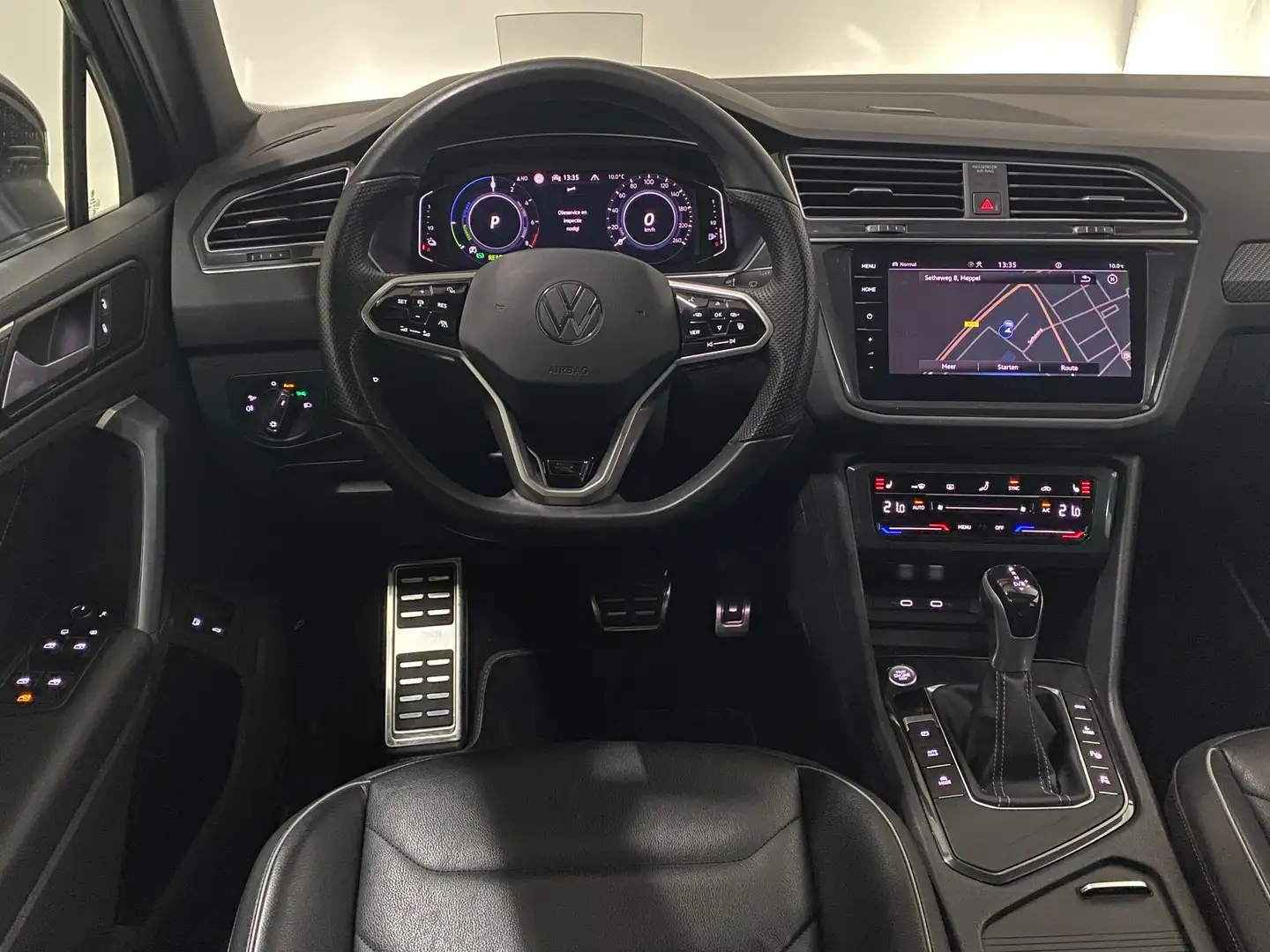 Volkswagen Tiguan 1.4 TSI eHybrid R-Line Business+ Black 245PK IQ.Li Schwarz - 2