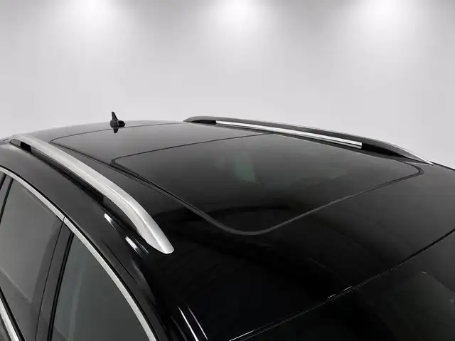 Volkswagen Tiguan view 8