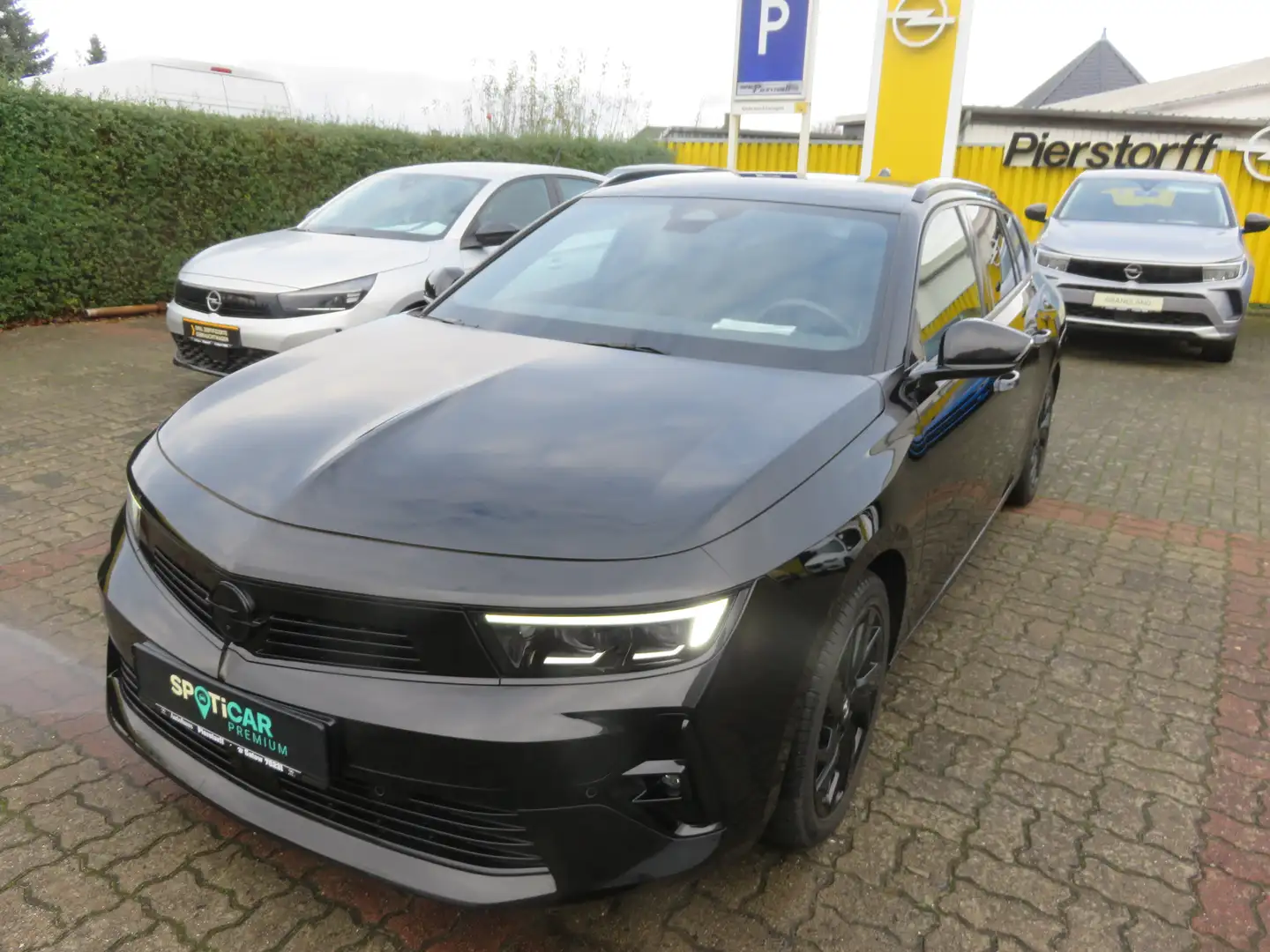Opel Astra GS Sportstourer AHZ, Voll LED Zwart - 1