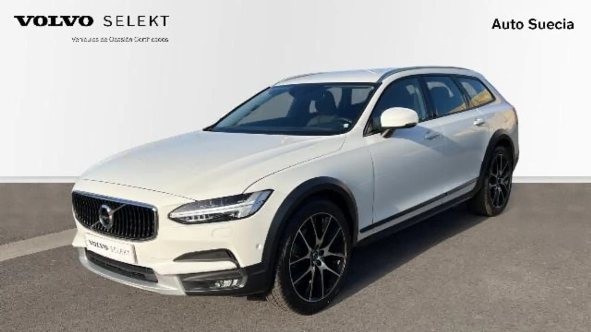 Volvo V90 Cross Country FAMILIAR 2.0 D4 4WD 5P Weiß - 1
