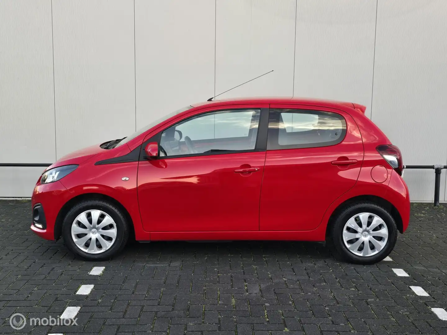 Peugeot 108 1.0 e-VTi Active! Trekhaak! 47DKM! Rouge - 2
