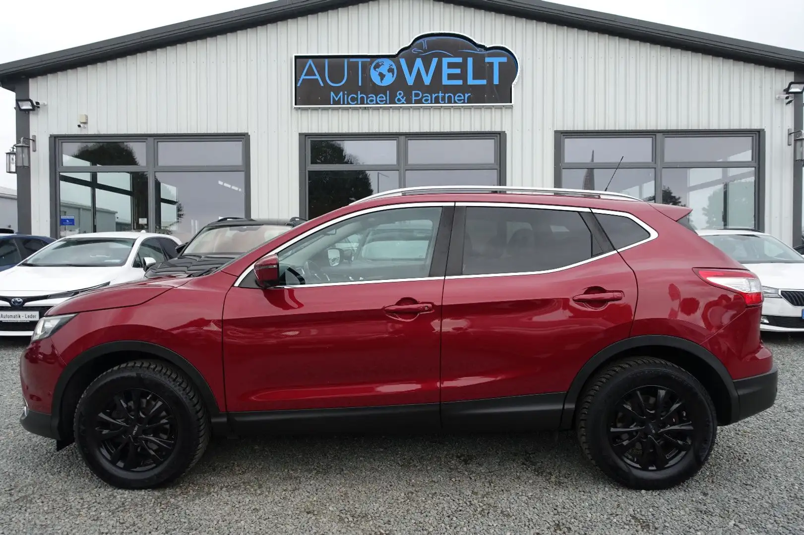 Nissan Qashqai Tekna 1.2 360° LED NAV Steuerkette Neu Rot - 1