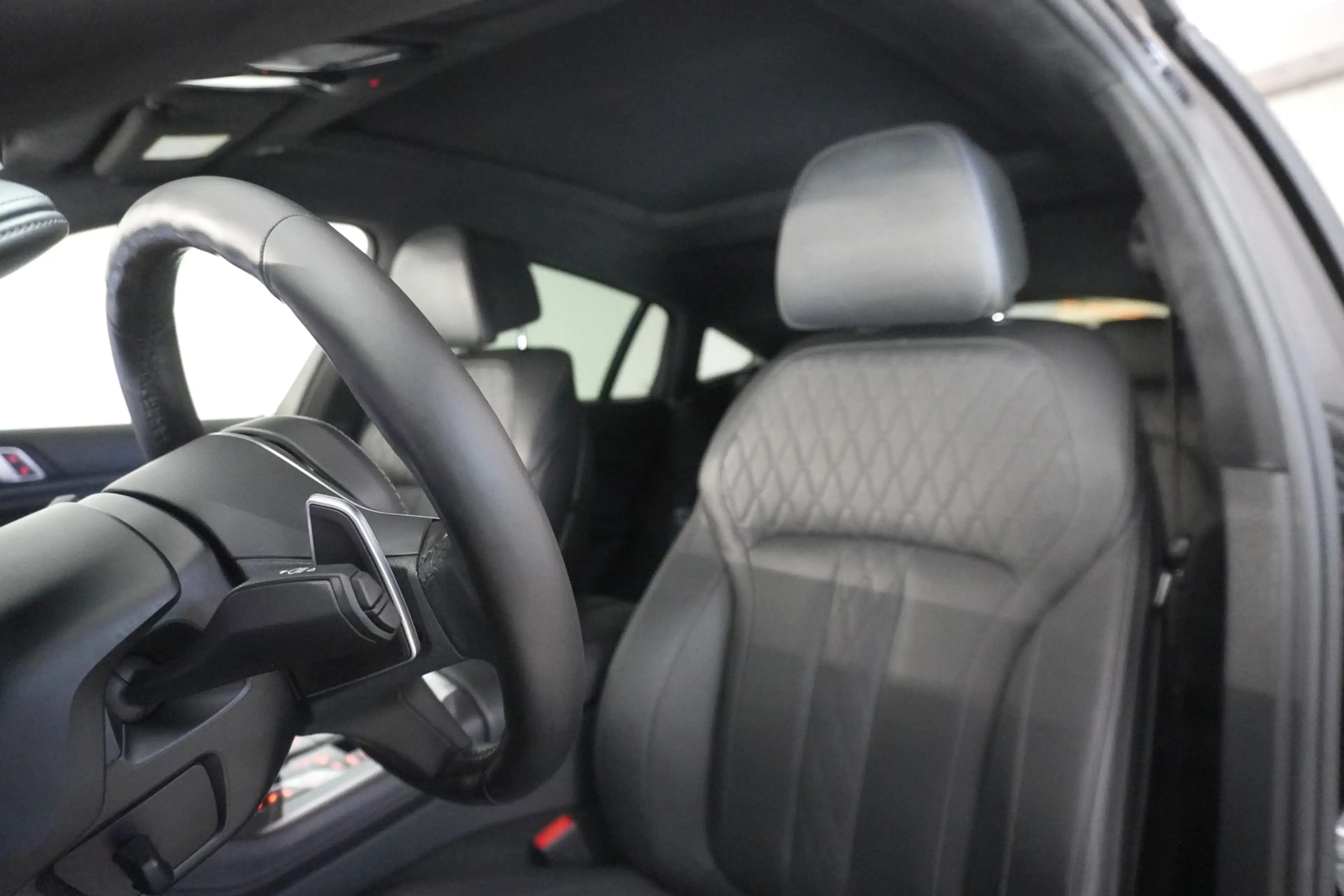 BMW X6 M50d — photo 8