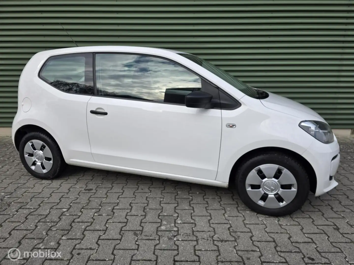 Volkswagen up! 1.0 move up! BlueMotion|Airco|Nieuwe Apk! - 2