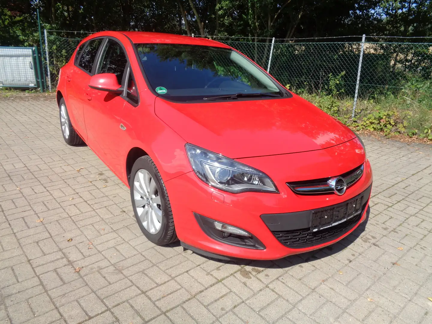 Opel Astra *Garantie*Garagenwagen* Rot - 2
