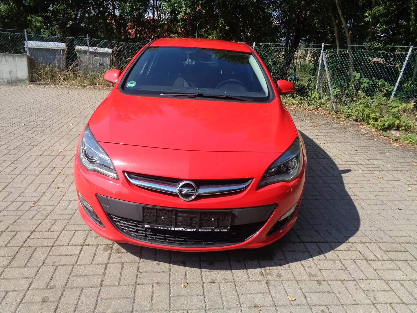Opel Astra Style J Lim. 5-trg. Rot - 1