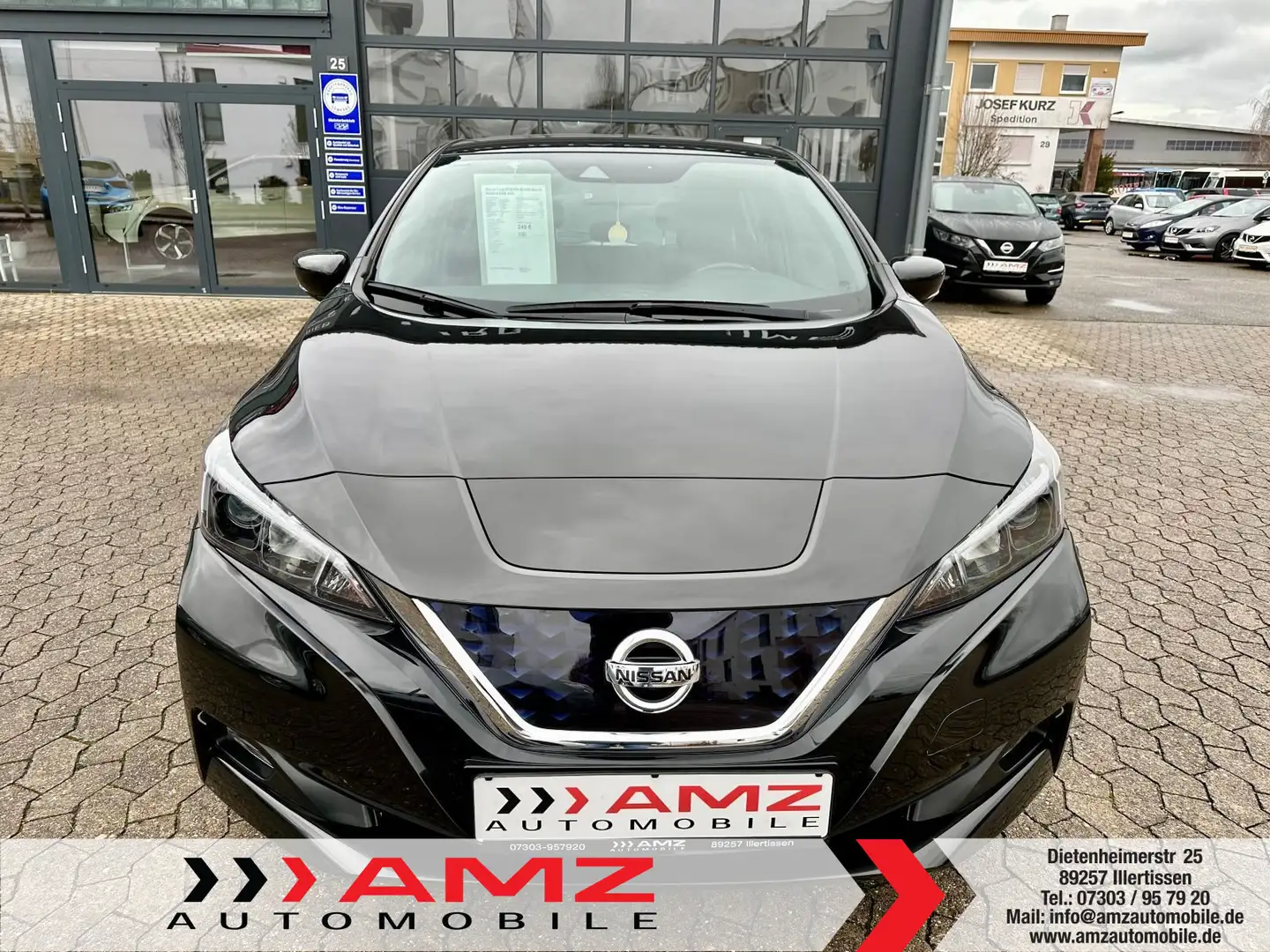 Nissan Leaf ACENTA 40 kWh Navi R-Kamera DAB AHK Schwarz - 2