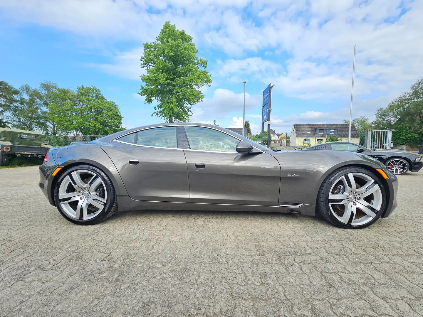 Fisker Karma Karma Ecosport Grau - 1
