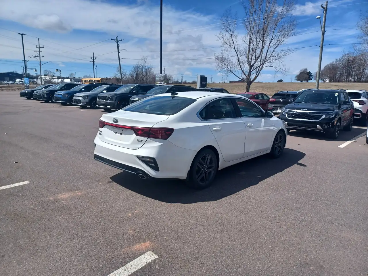 Kia Forte снимка Kia Forte
