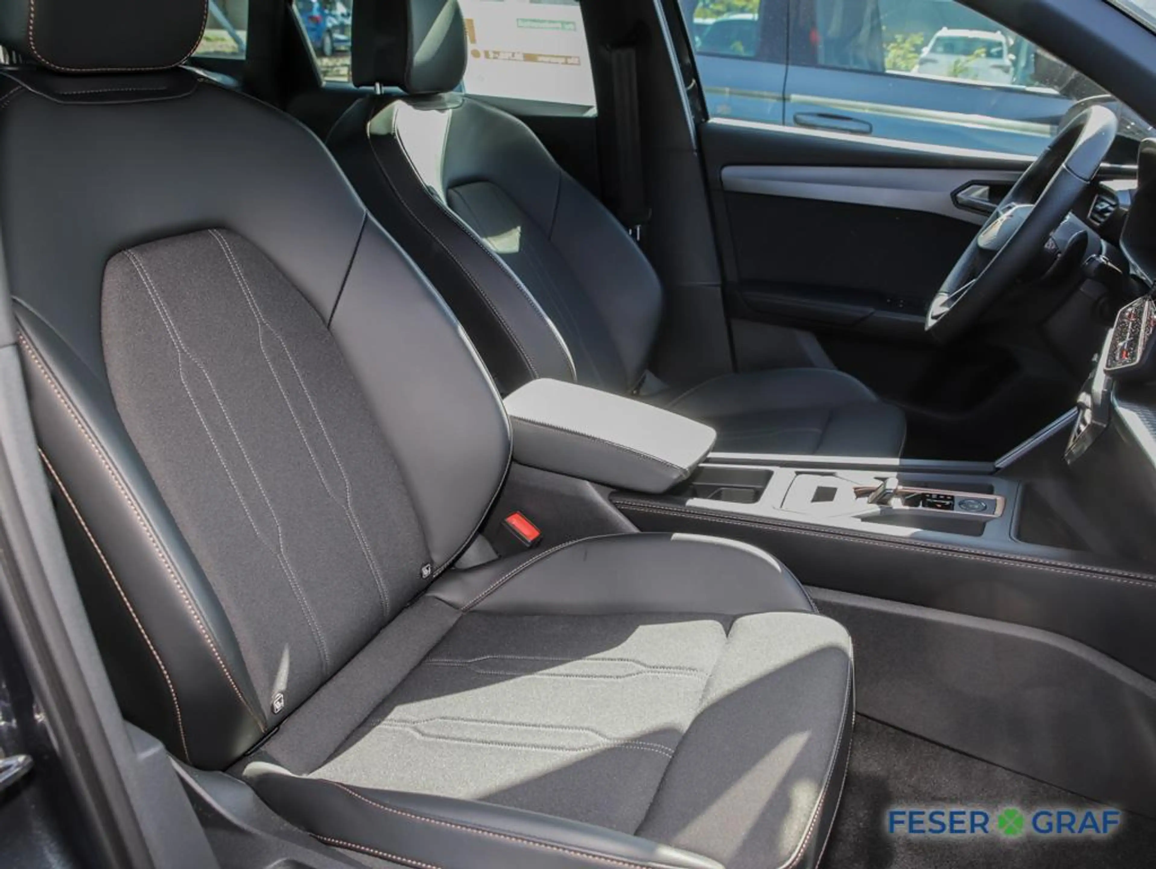 CUPRA Leon Sportstourer 2.0 TDI AHK Matrix Nav RüKa 18" — photo 4