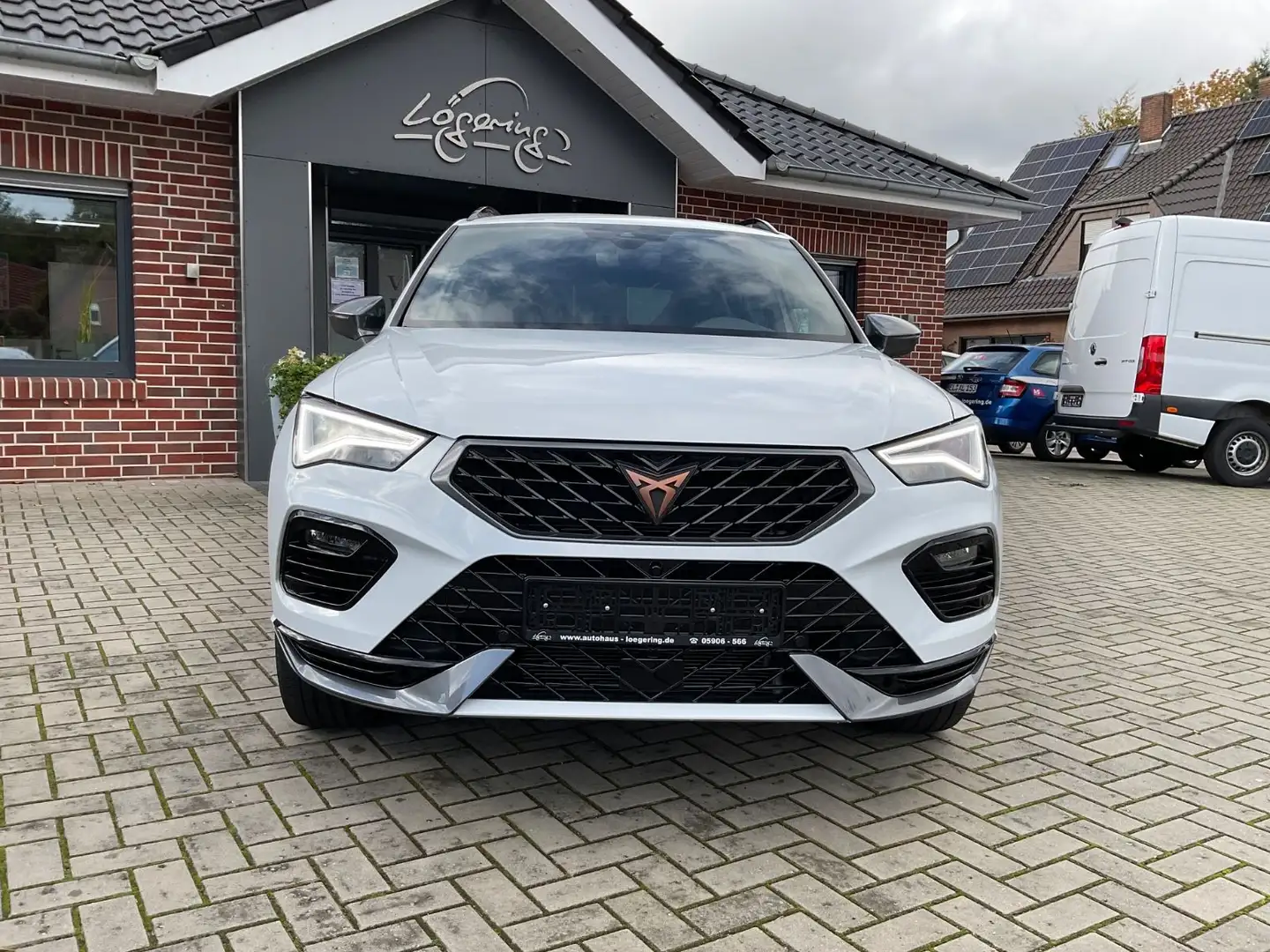 CUPRA Ateca 2.0 TSI 4Drive DSG,AHK,Navi,ACC,LED Weiß - 2