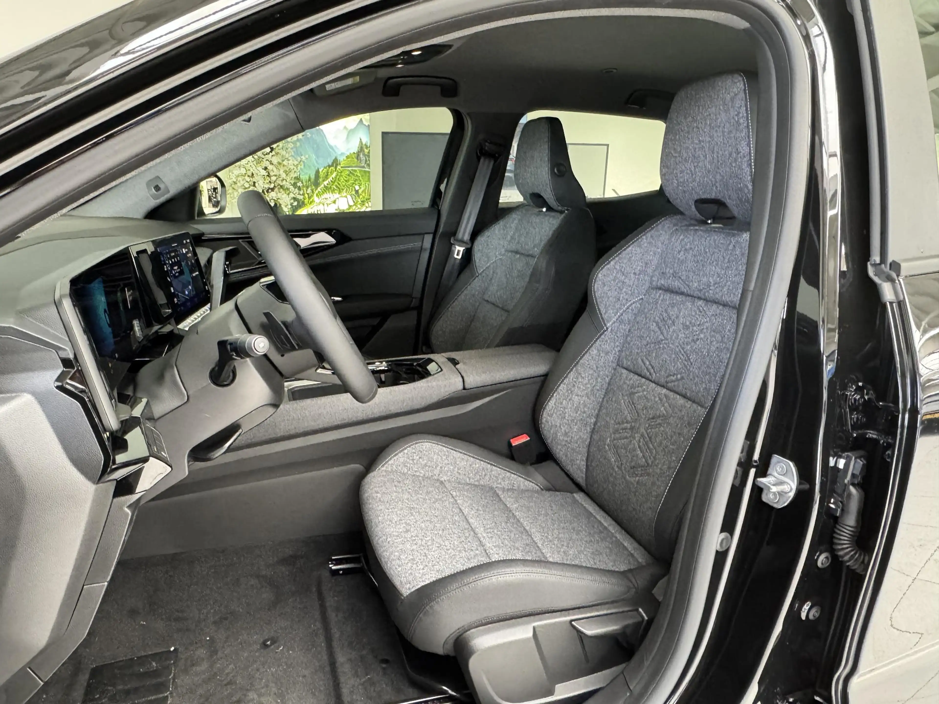 Renault Austral 1.2 E-Tech full hybrid 200 evolution Demo | Camera — photo 7