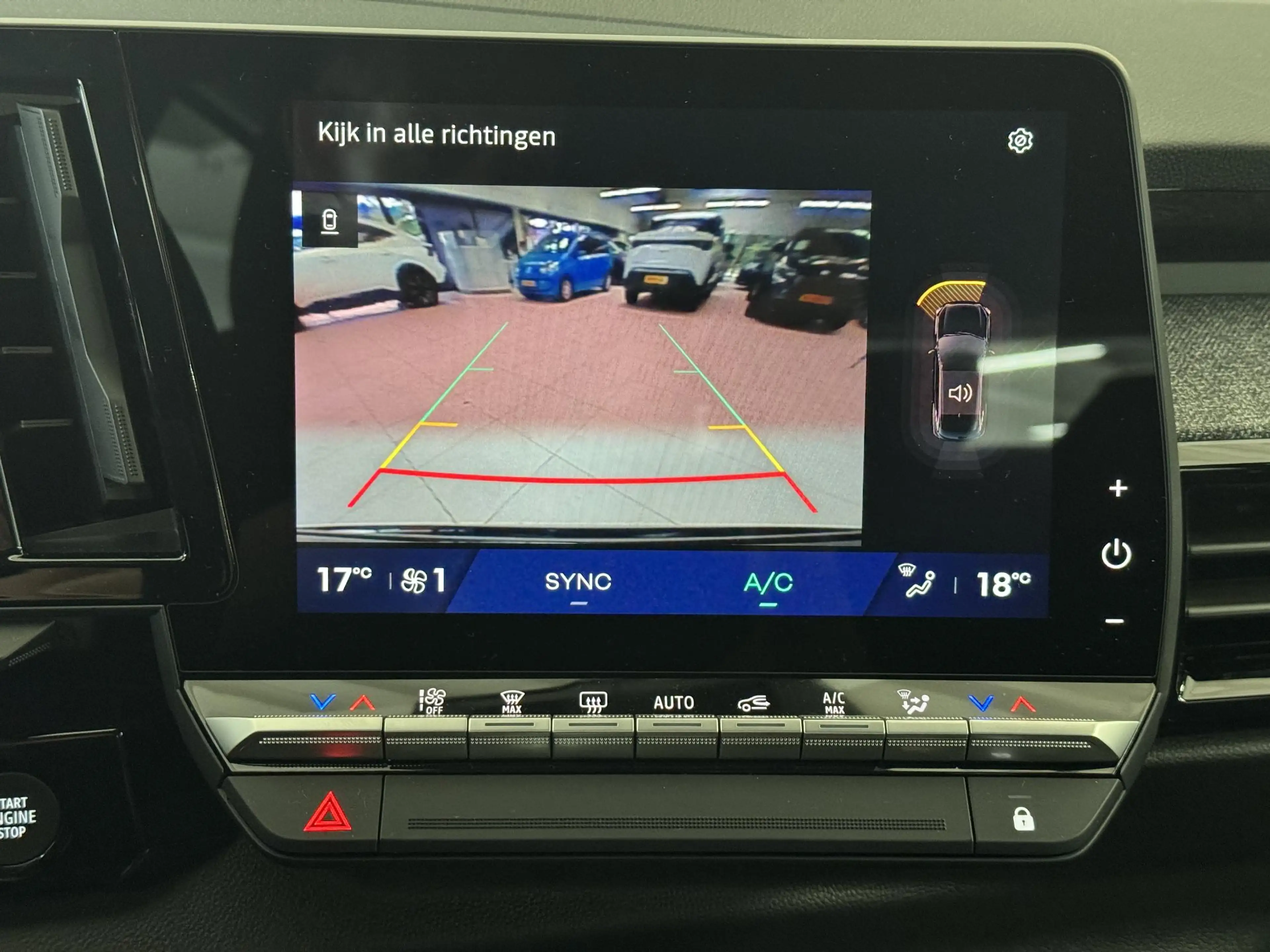 Renault Austral 1.2 E-Tech full hybrid 200 evolution Demo | Camera — photo 12