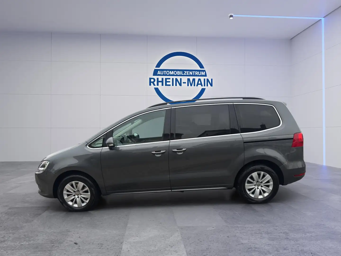 Volkswagen Sharan 2.0 TDI DSG Highline AHK VW-Historie Grau - 2