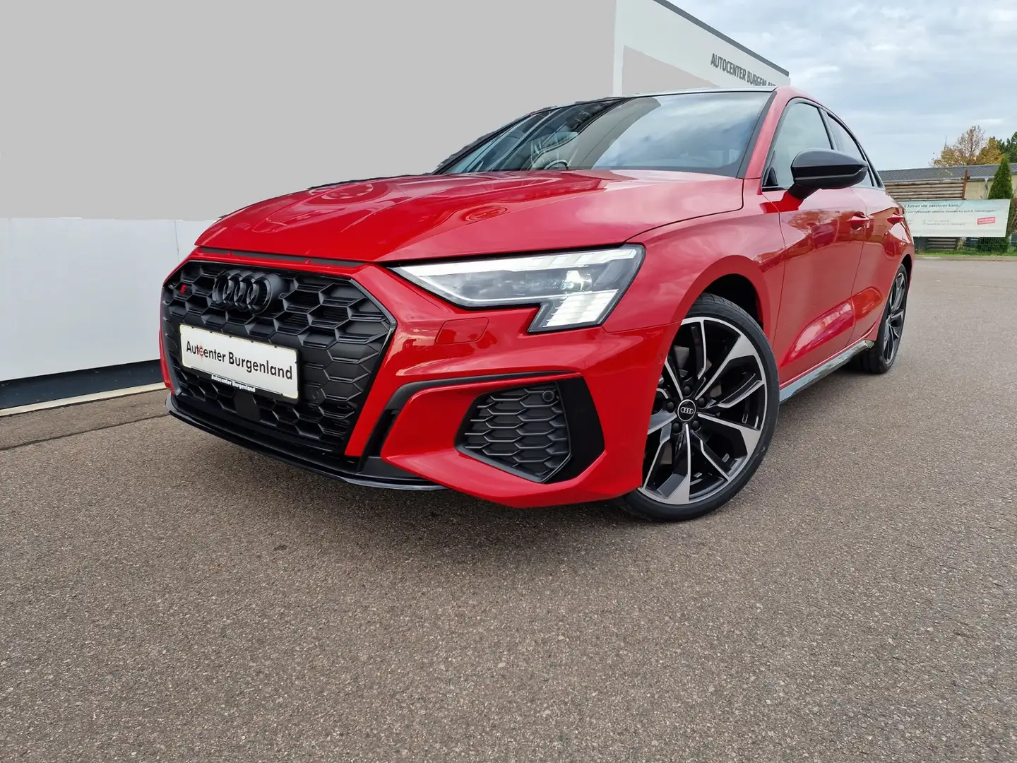 Audi S3 Limousine 2.0 TFSI Quattro NAVI+GLASDACH+SIDE-ASS Rouge - 2