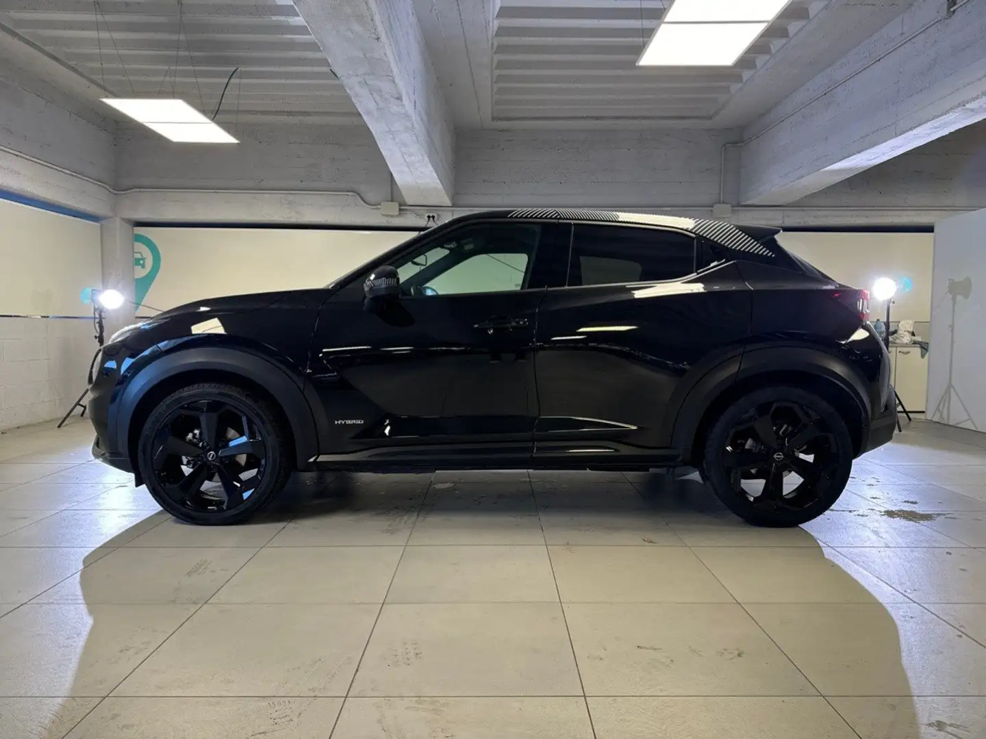 Nissan Juke 1.6 HEV Premiere Edition Auto Noir - 2
