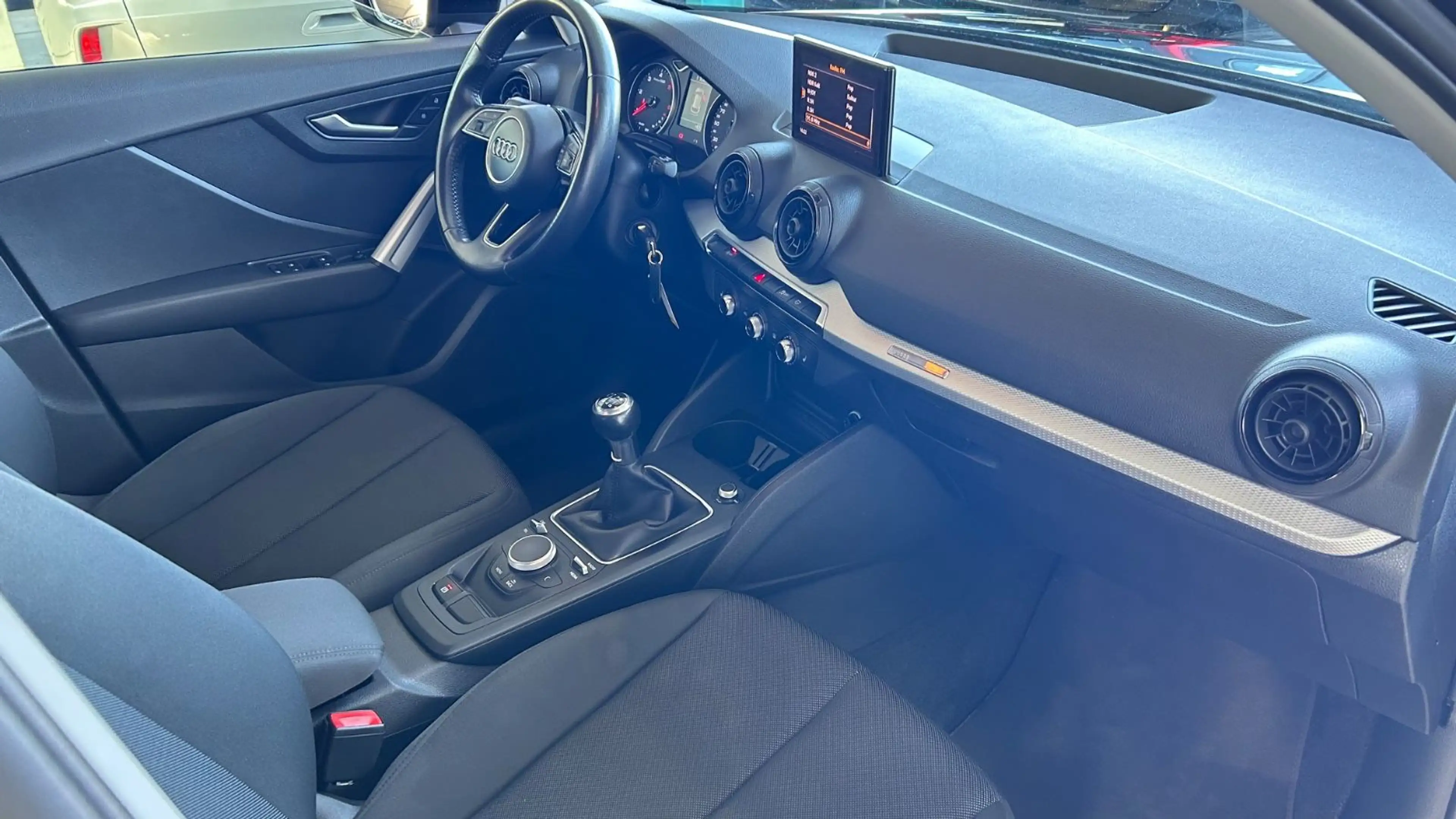 Audi Q2 basis *Tempomat* — photo 7