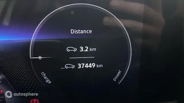 Renault Austral view 9