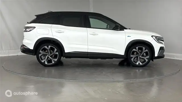 Renault Austral view 4