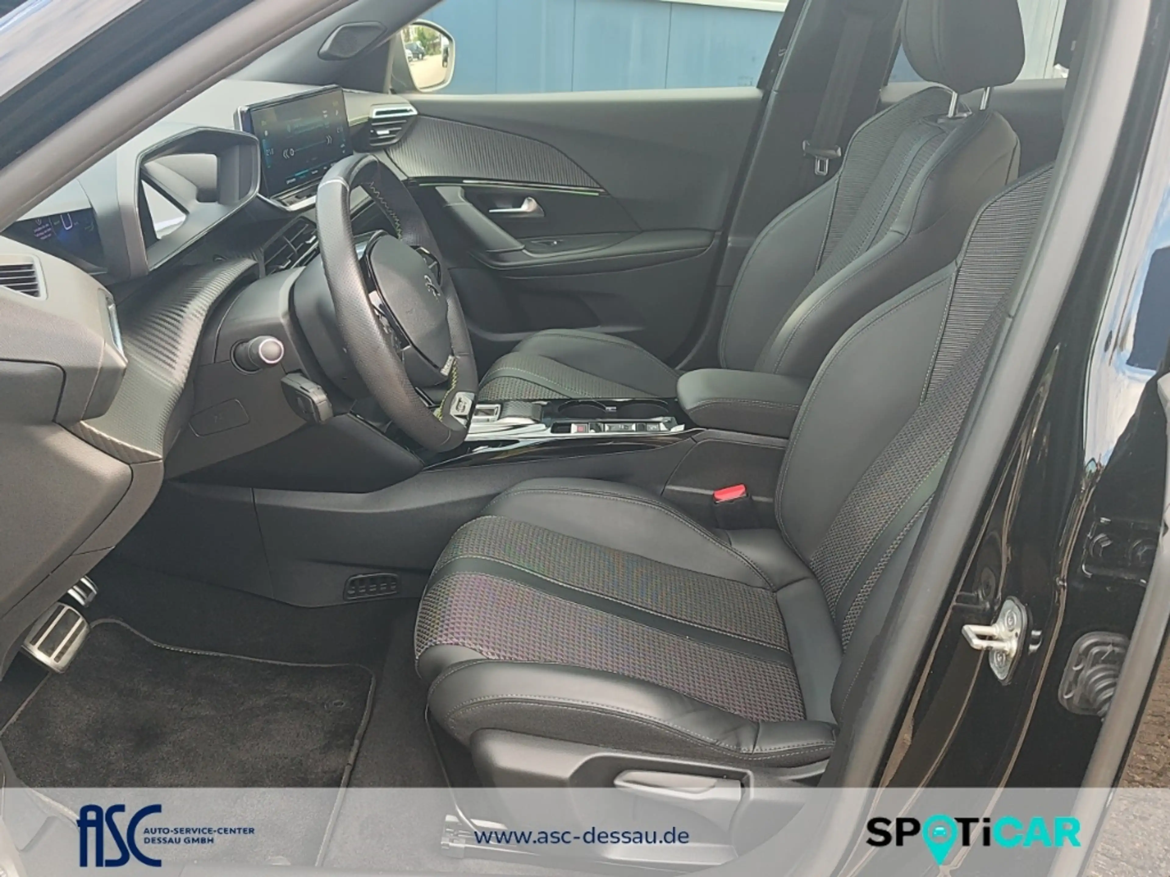 Peugeot 2008 GT/FullLED/Kamera/Navi/el.SD/Allwetter/Standheiz/C — photo 11