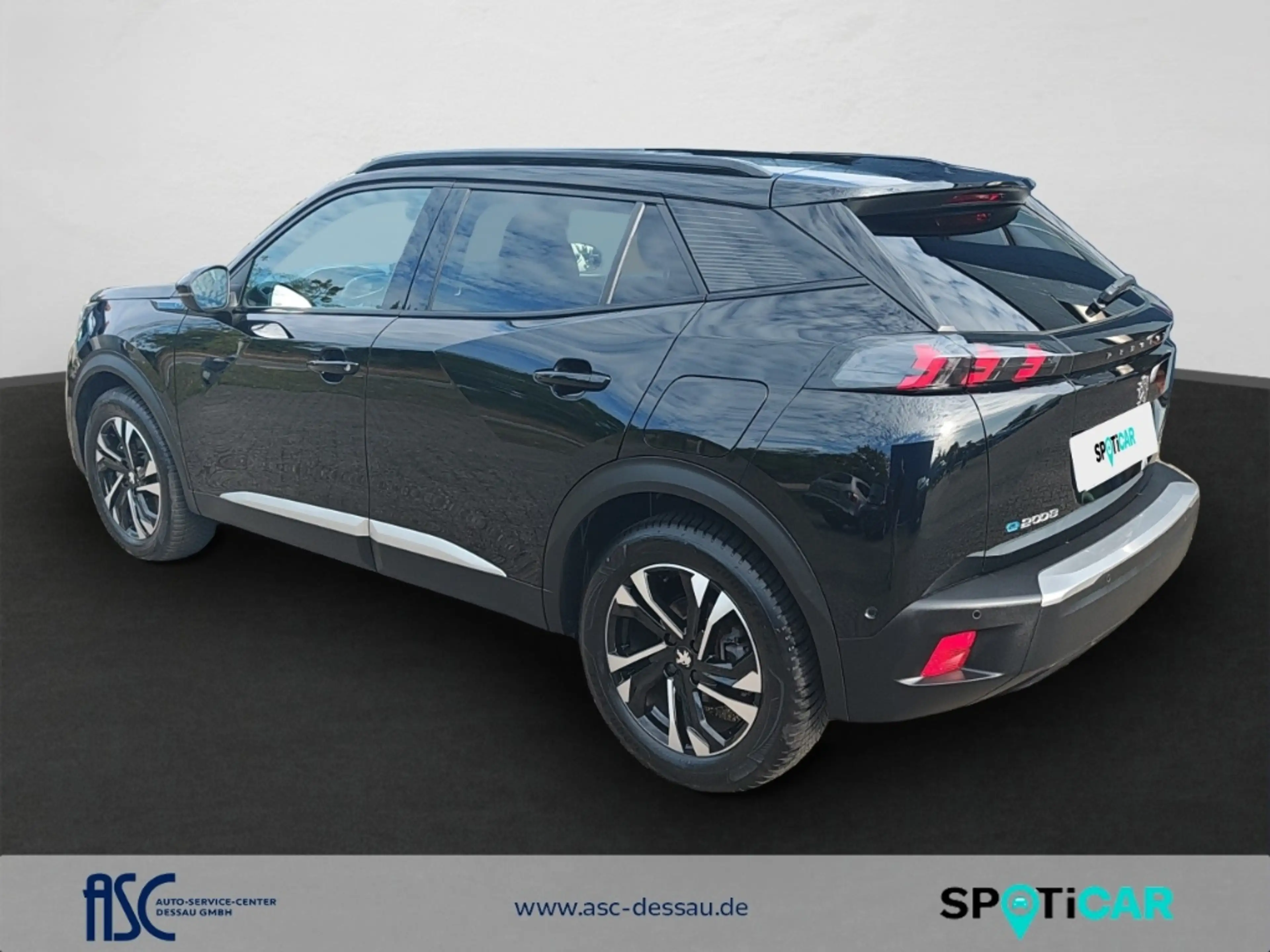 Peugeot 2008 GT/FullLED/Kamera/Navi/el.SD/Allwetter/Standheiz/C — photo 7