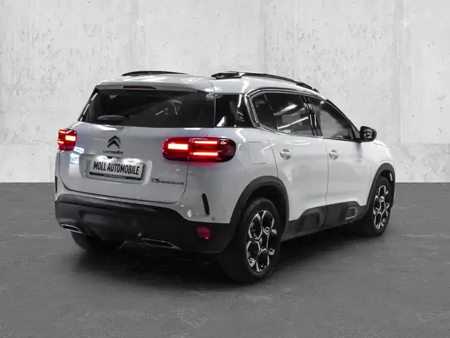 Citroen C5 Aircross view 2