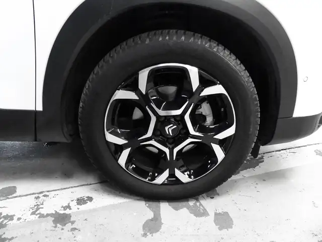 Citroen C5 Aircross view 3