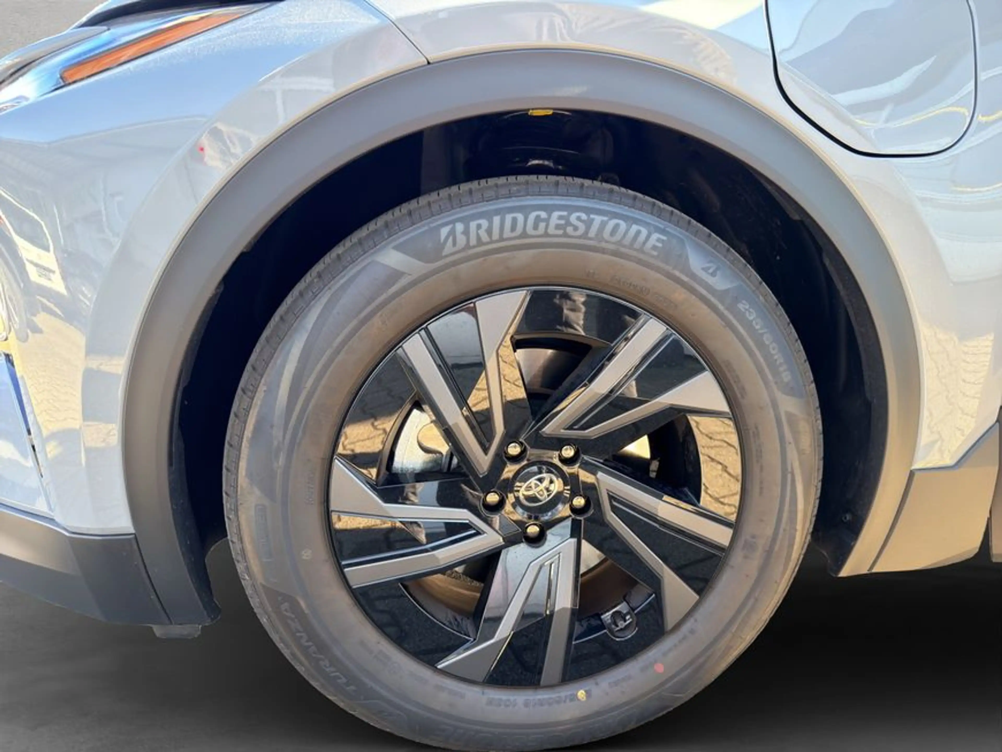 Toyota C-HR+ + Teamplayer — photo 22